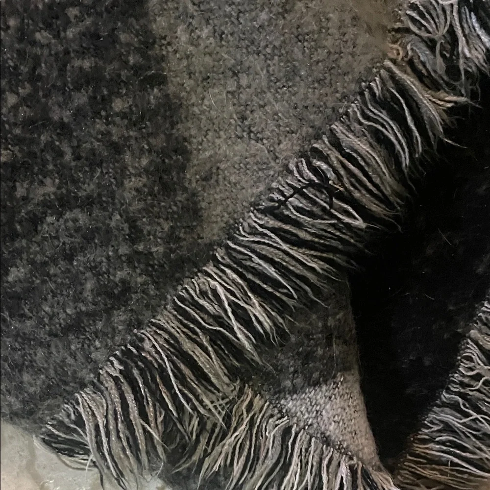 Cozy Gray and Black Fringed Throw Blanket